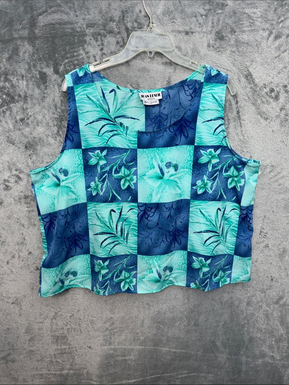 Joan Leslie 22W Blue & Aqua Floral Patchwork Sleeveless blouse lightweight